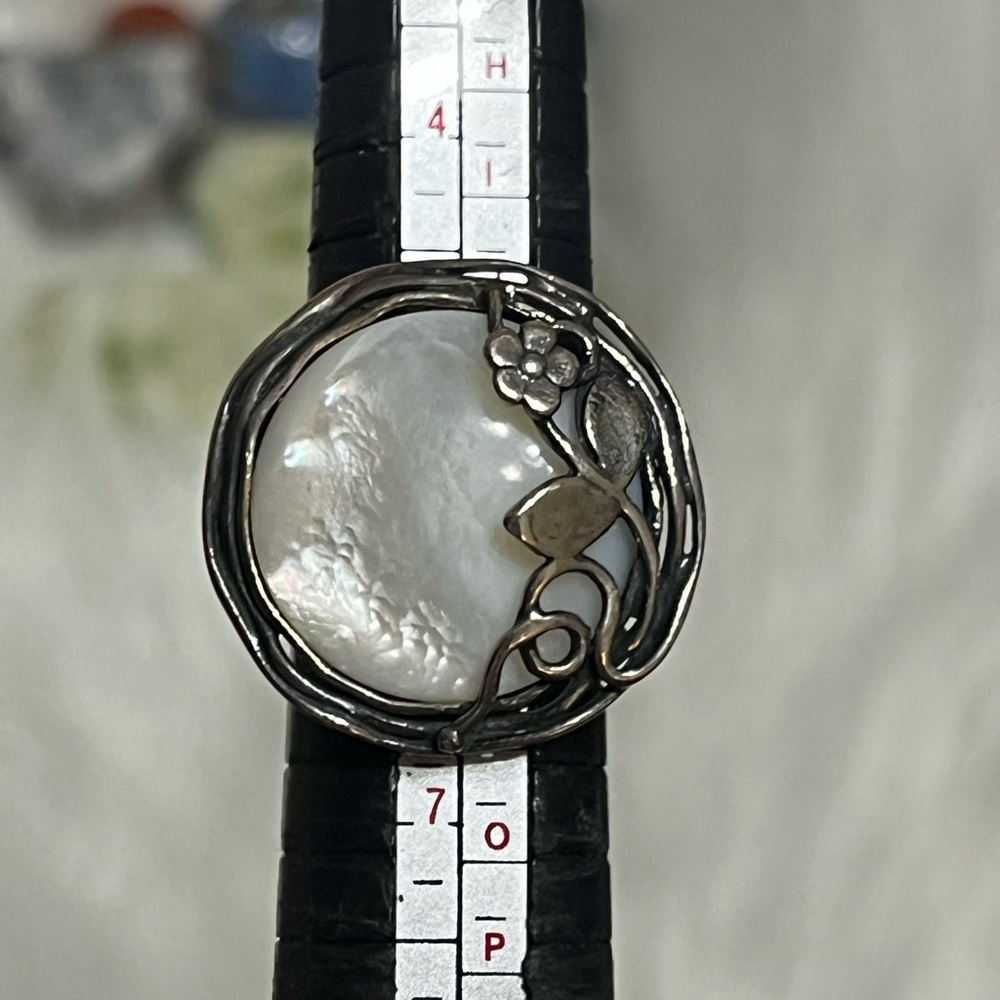 Israel Sterling Mother Of Pearl Ring - Picture 13 of 16